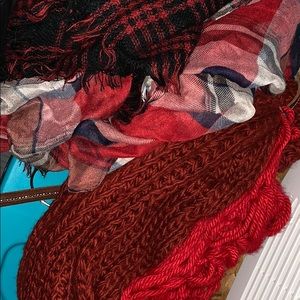 4 scarfs for $25